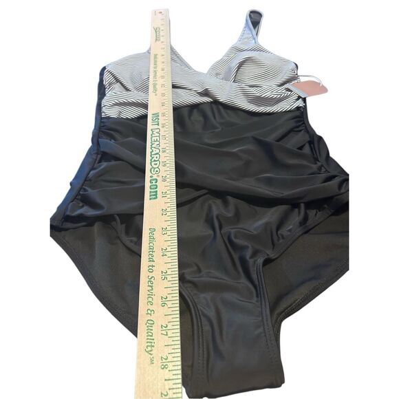 Smismivo Black Striped Size L Tummy Control Criss Cross One Piece Swimsuit Bathi - Picture 10 of 11